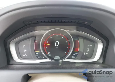 2015 Volvo Xc60 T6 из США, поврежденный, VIN YV4902RKXF2672326